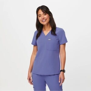 Figs Blueberry Catarina One Pocket Scrub Top, Size Large.
